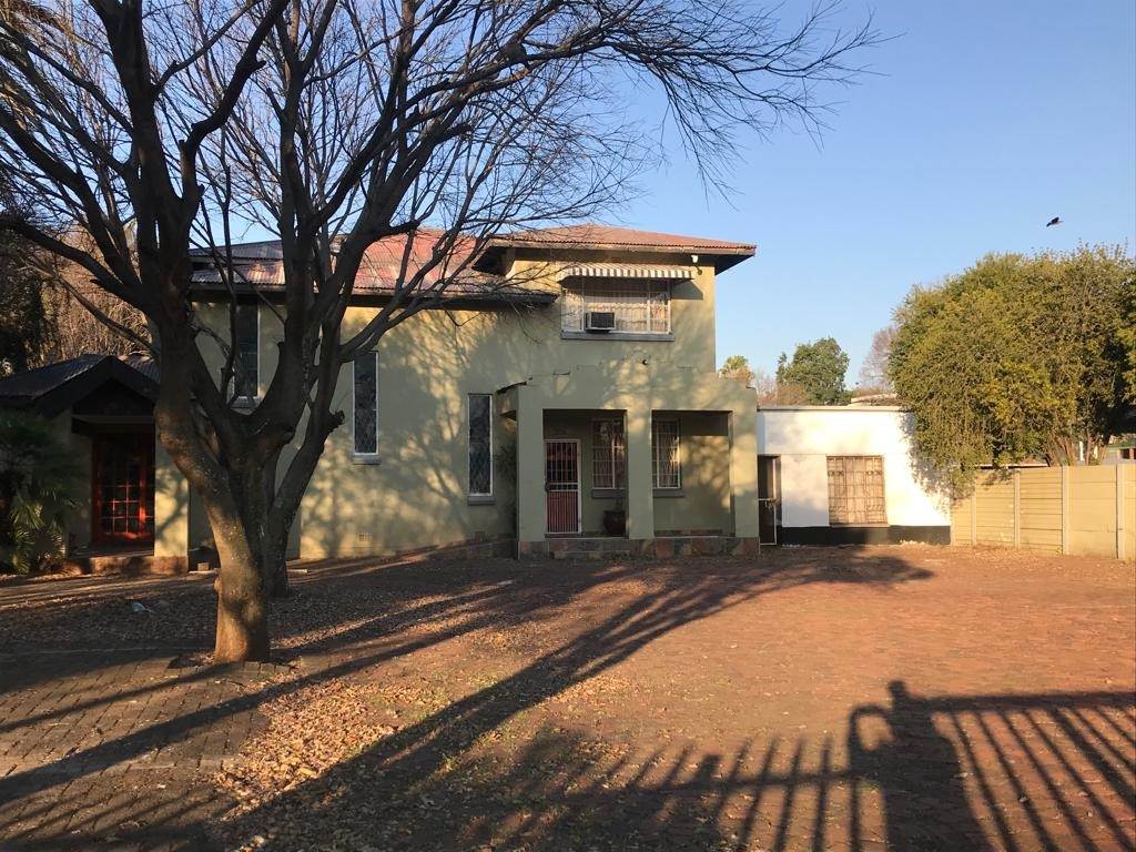 7 Bed House in Potchefstroom Central photo number 2