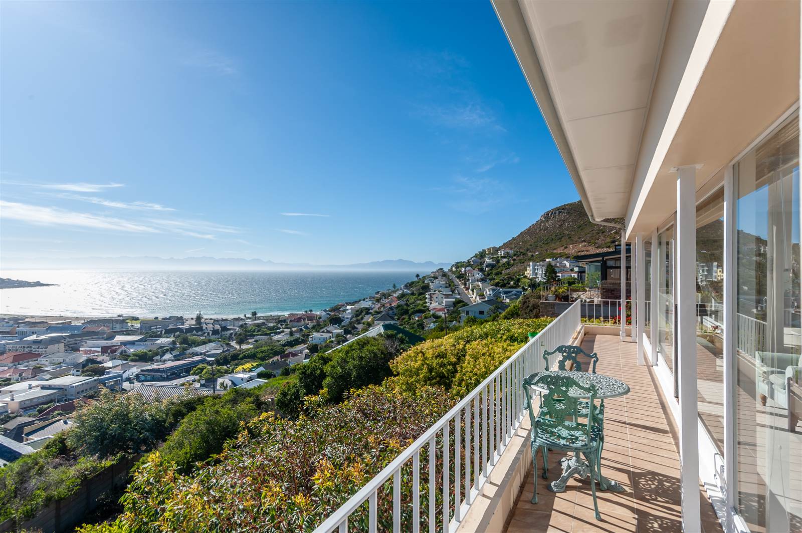 4 Bed House in Fish Hoek photo number 16
