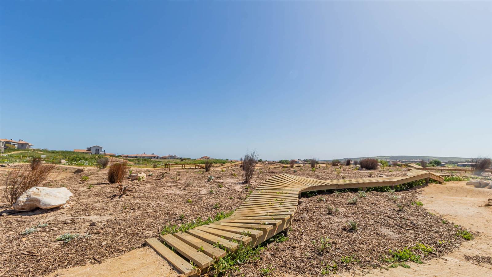 665 m² Land available in Langebaan Country Estate photo number 9