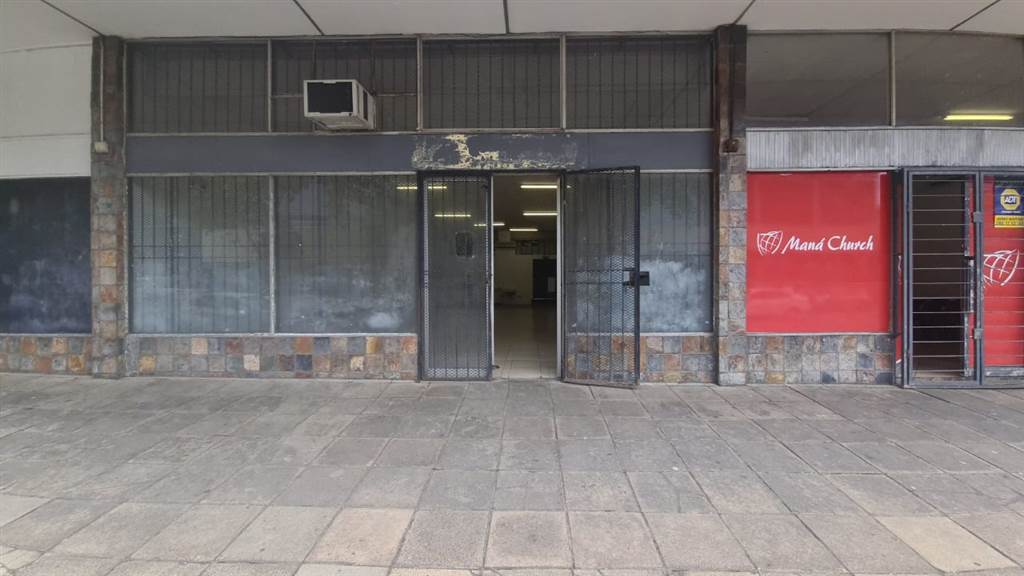 135  m² Commercial space in Pretoria Central photo number 10