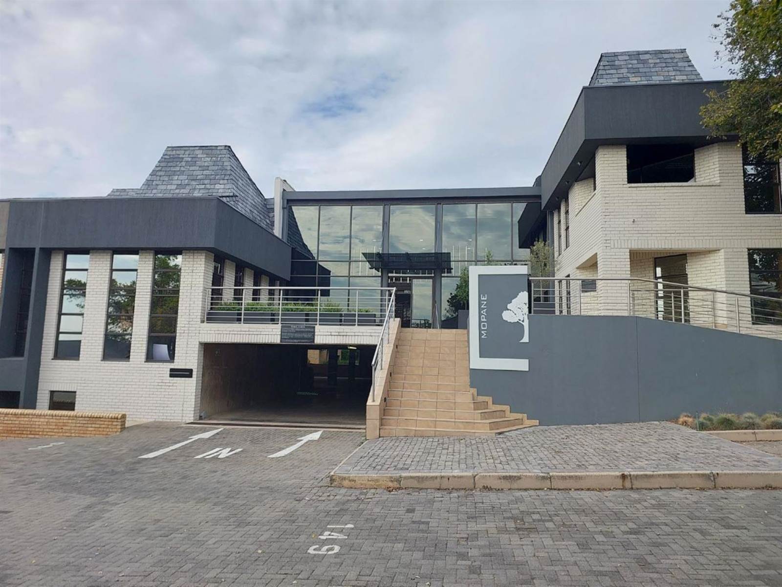 277  m² Commercial space in Hurlingham photo number 15