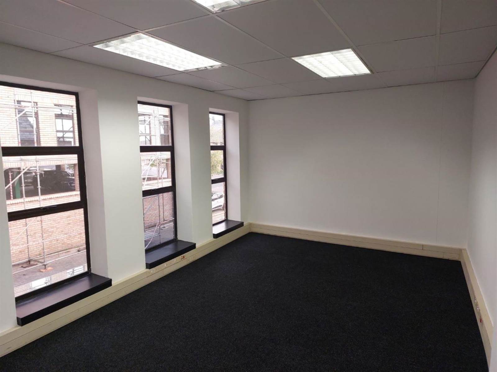277  m² Commercial space in Hurlingham photo number 8