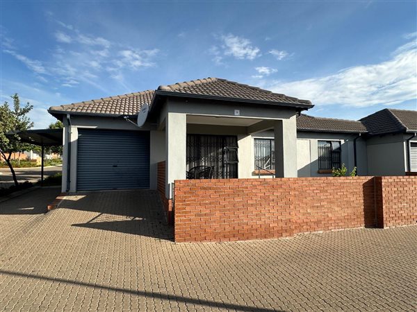 3 Bedroom House 3 Bedroom House