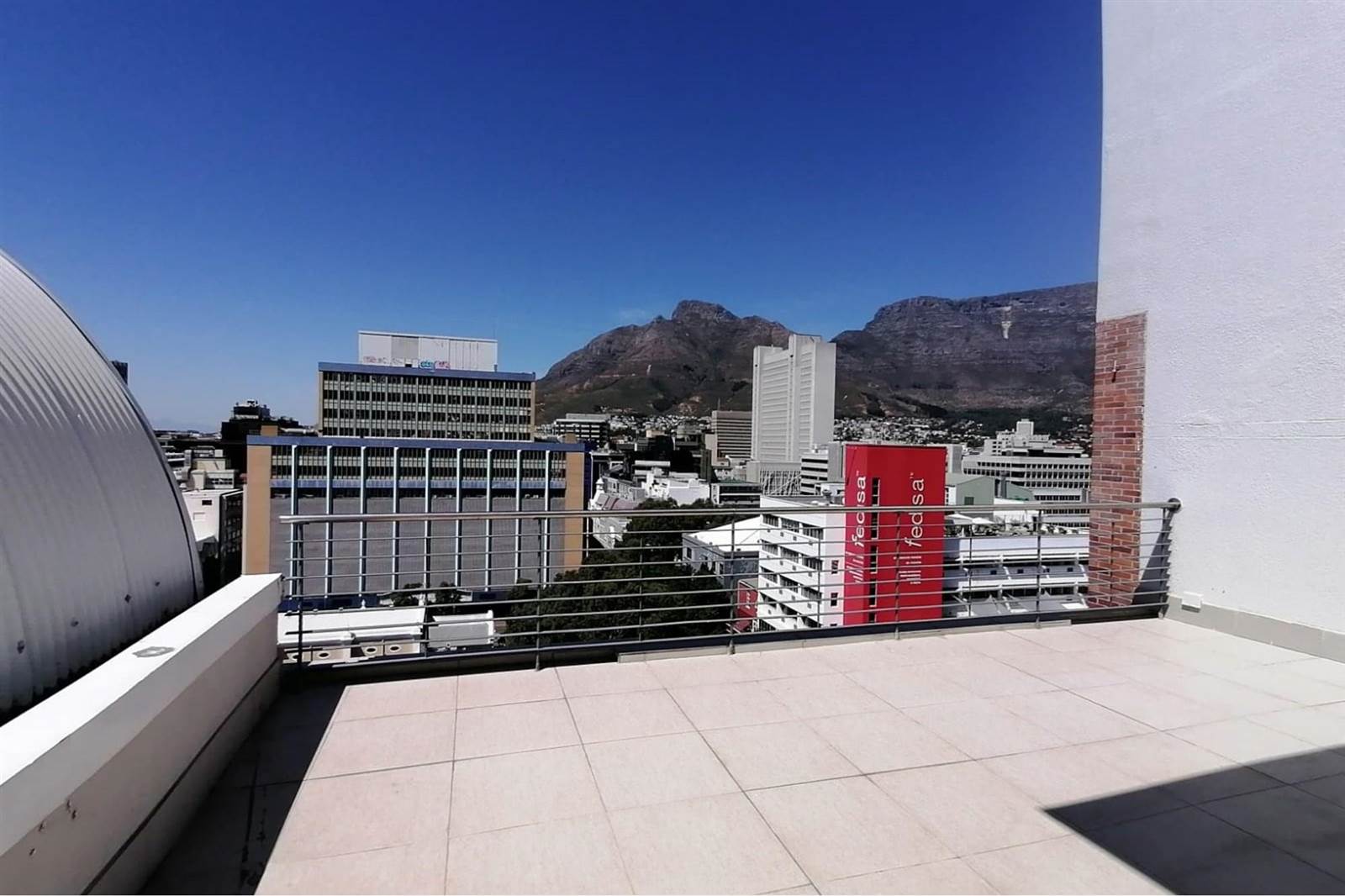 1 Bed Apartment in Cape Town City Centre photo number 21