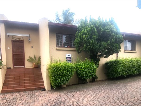 3 Bed Townhouse in Cresta