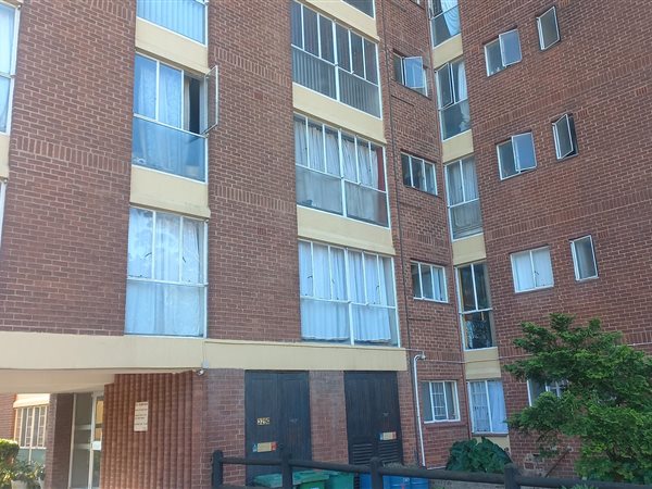 2 Bedroom Flat 2 Bedroom Flat