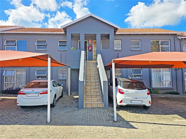 2 Bedroom Townhouse 2 Bedroom Townhouse