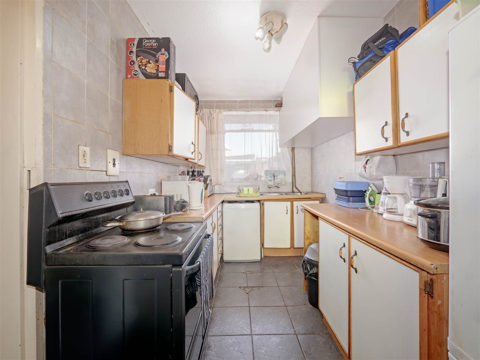 2 Bed Apartment in Lyndhurst photo number 9