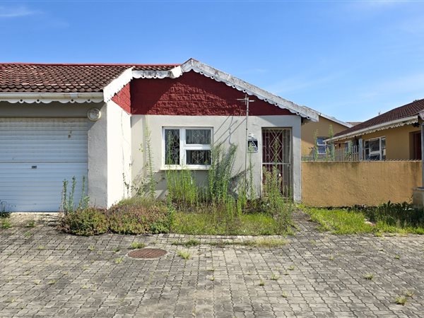 2 Bedroom Townhouse 2 Bedroom Townhouse