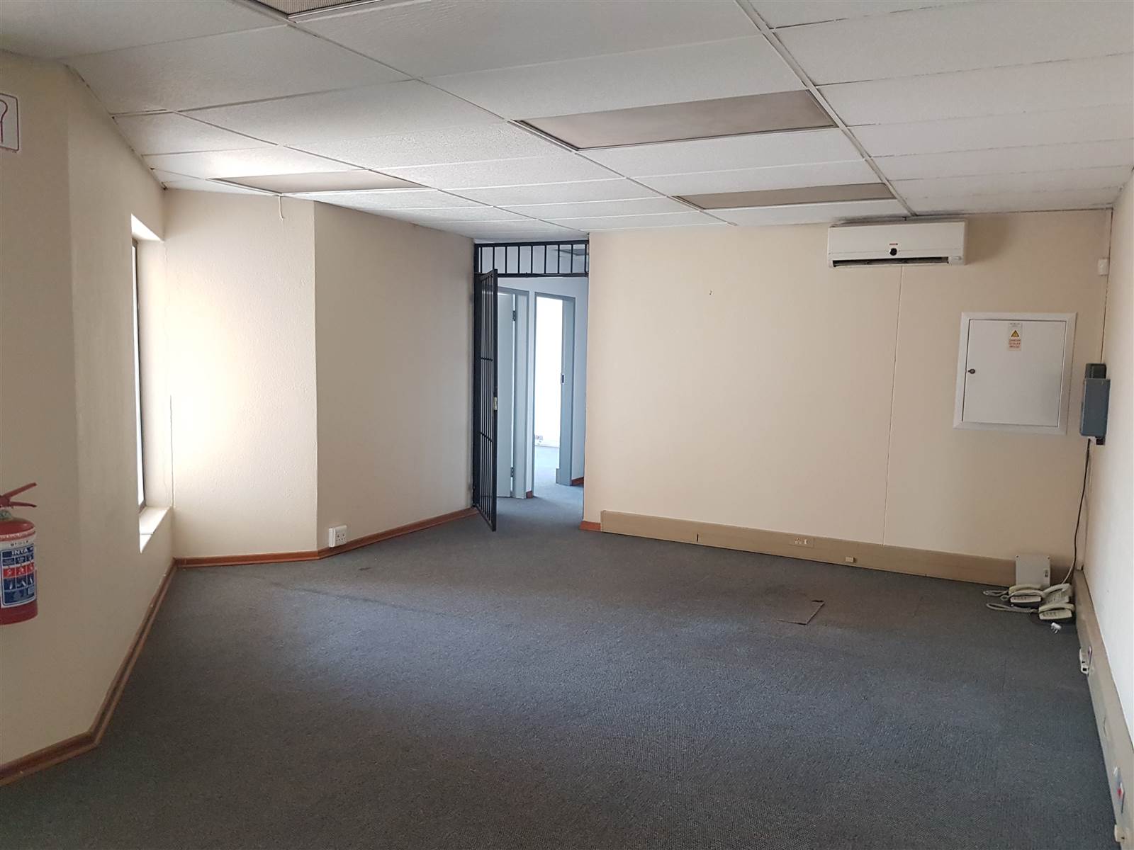 161  m² Commercial space in Meadowdale photo number 2