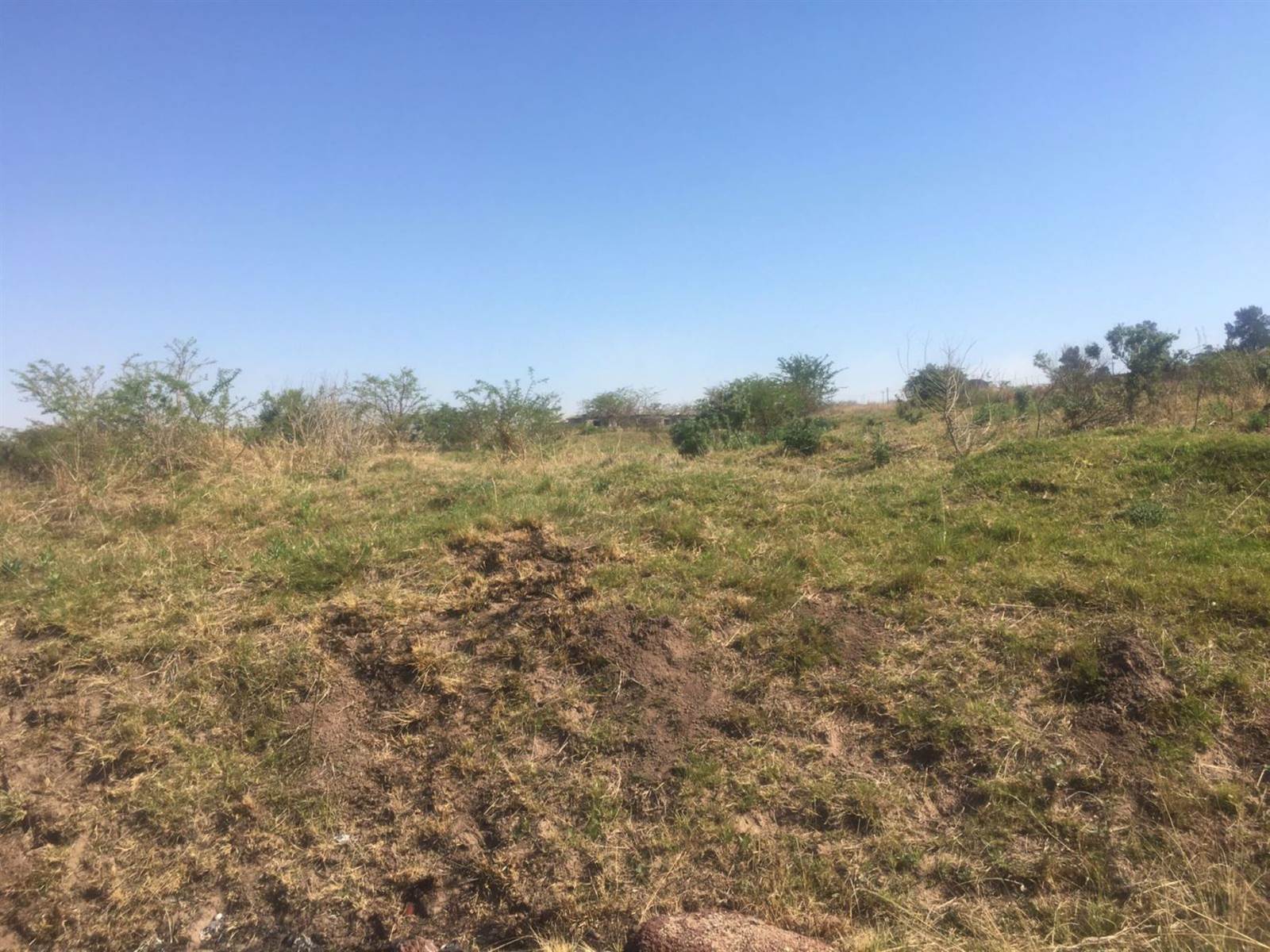 1182 m² Land available in Mthata photo number 1