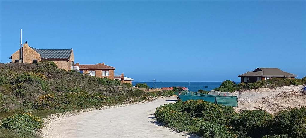 713 m² Land available in Suiderstrand photo number 7