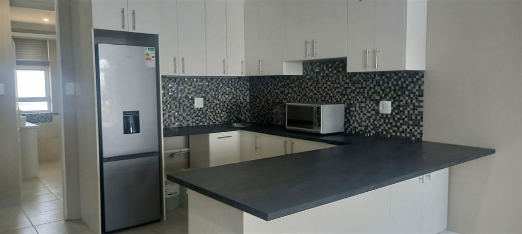 4 Bed House in Gordons Bay Central photo number 23