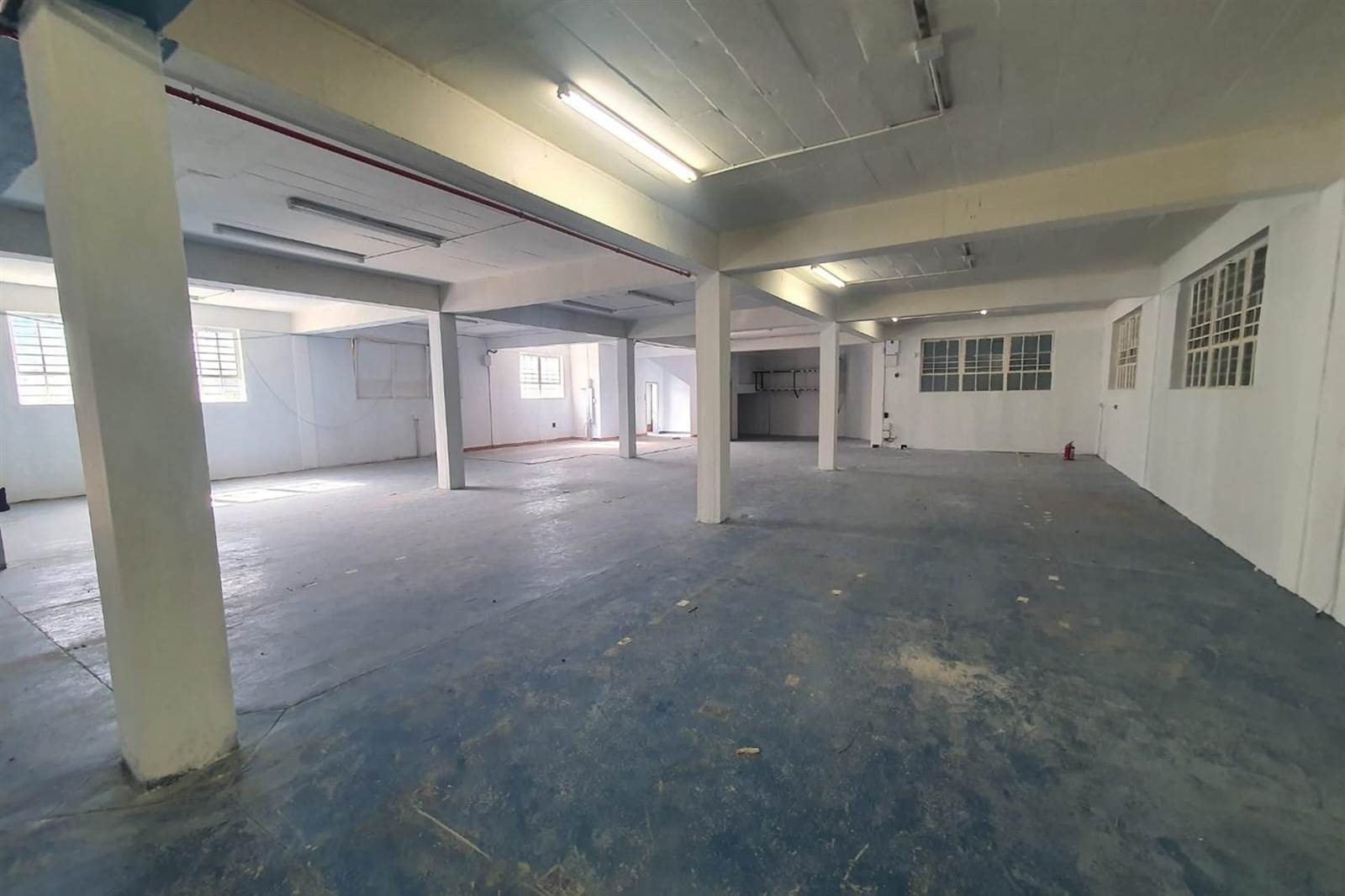 1606  m² Industrial space in Sidwell photo number 11