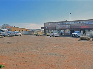 3.4 ha Smallholding in Putfontein