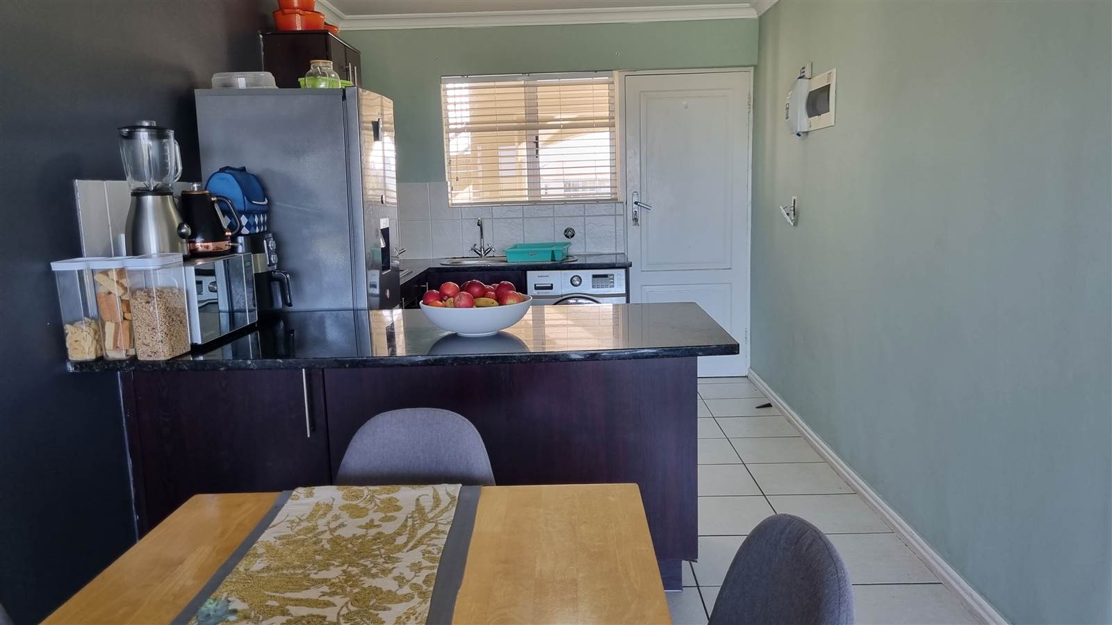 3 Bed Apartment in Muizenberg photo number 11