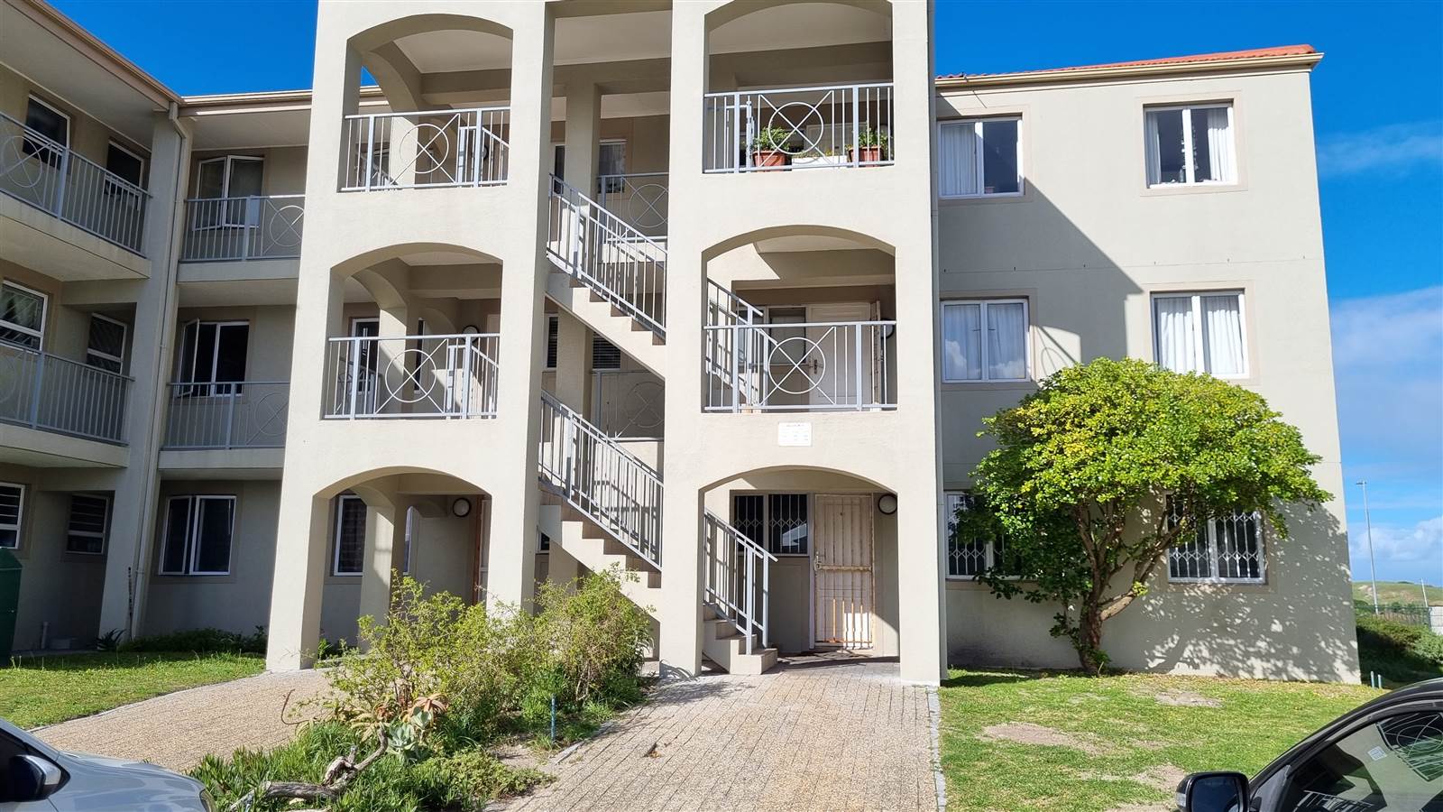 3 Bed Apartment in Muizenberg photo number 26