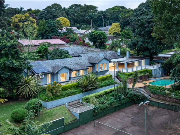 5 Bedroom House 5 Bedroom House