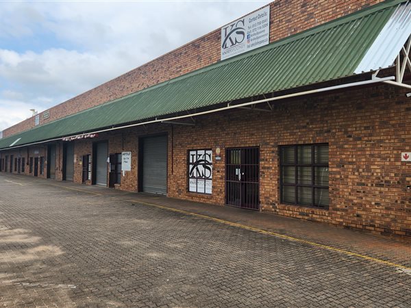 117  m² Retail Space in Kingsview