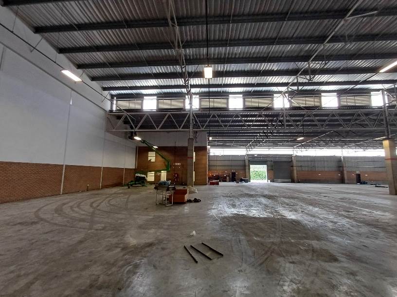 2700  m² Industrial space in Olifantsfontein photo number 18