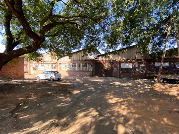 6300  m² Industrial space in Newlands
