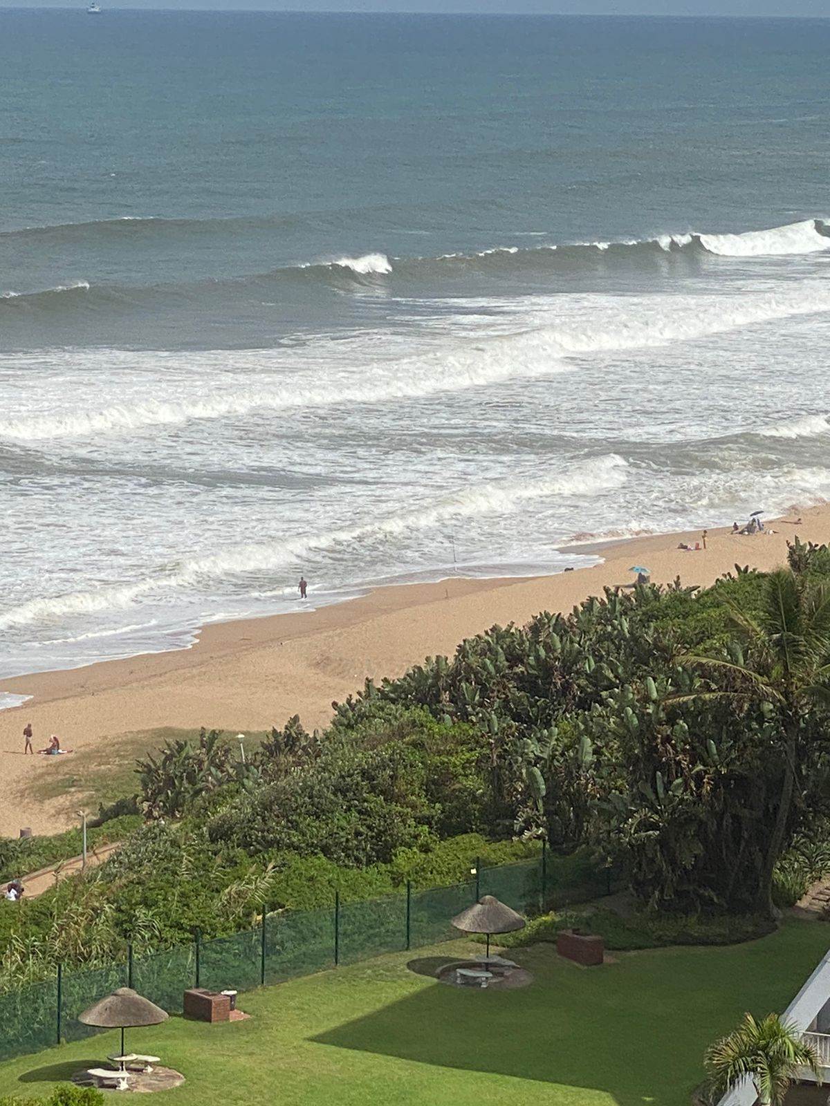 2 Bed Apartment in Umhlanga Rocks photo number 6