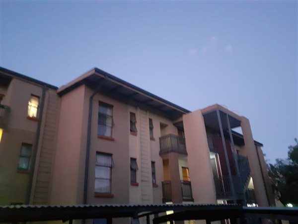 3 Bed Apartment in Geelhoutpark