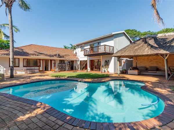 4 Bedroom House 4 Bedroom House