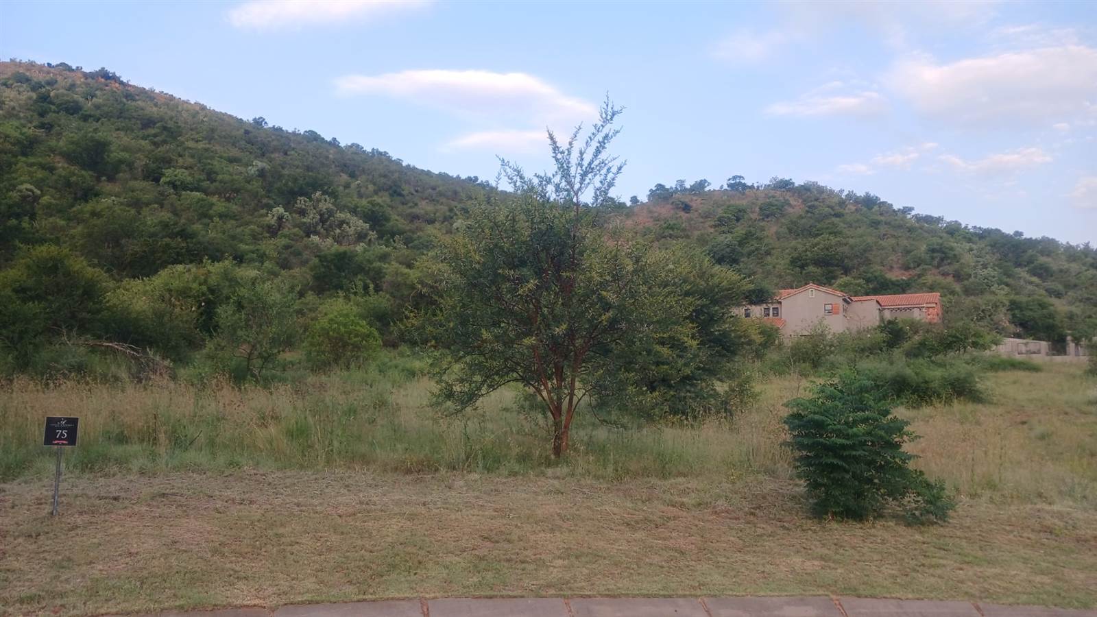 883 m² Land available in Broederstroom photo number 10
