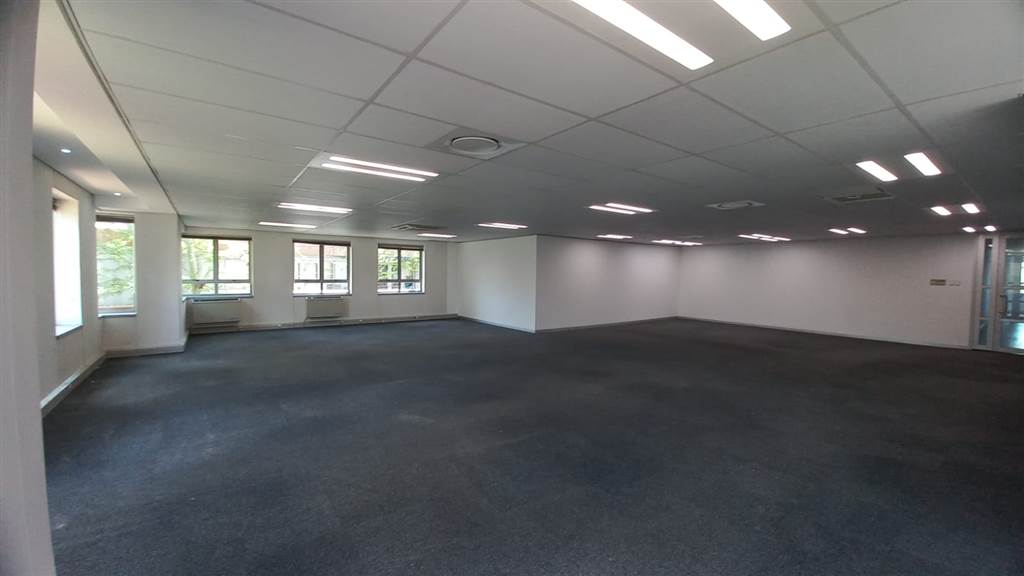 200  m² Commercial space in Faerie Glen photo number 5