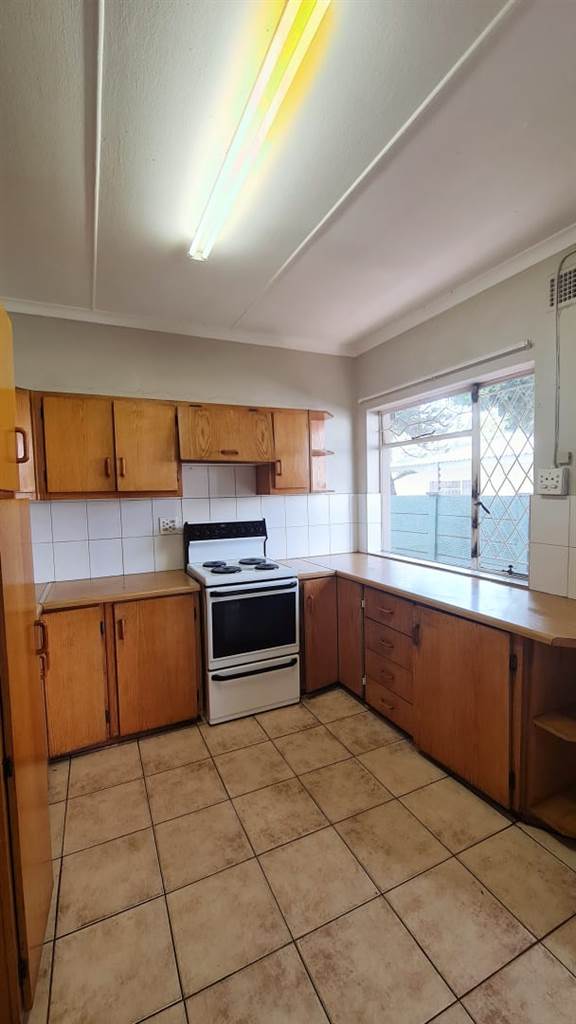 3 Bed House in Polokwane Central photo number 7