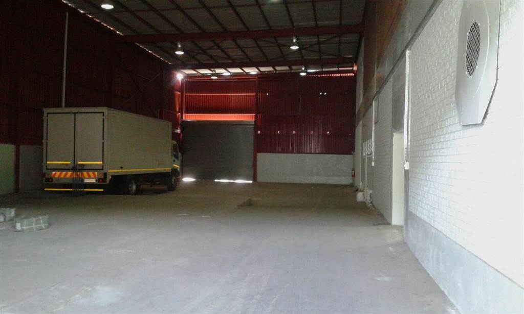 6500  m² Industrial space in Benrose photo number 12