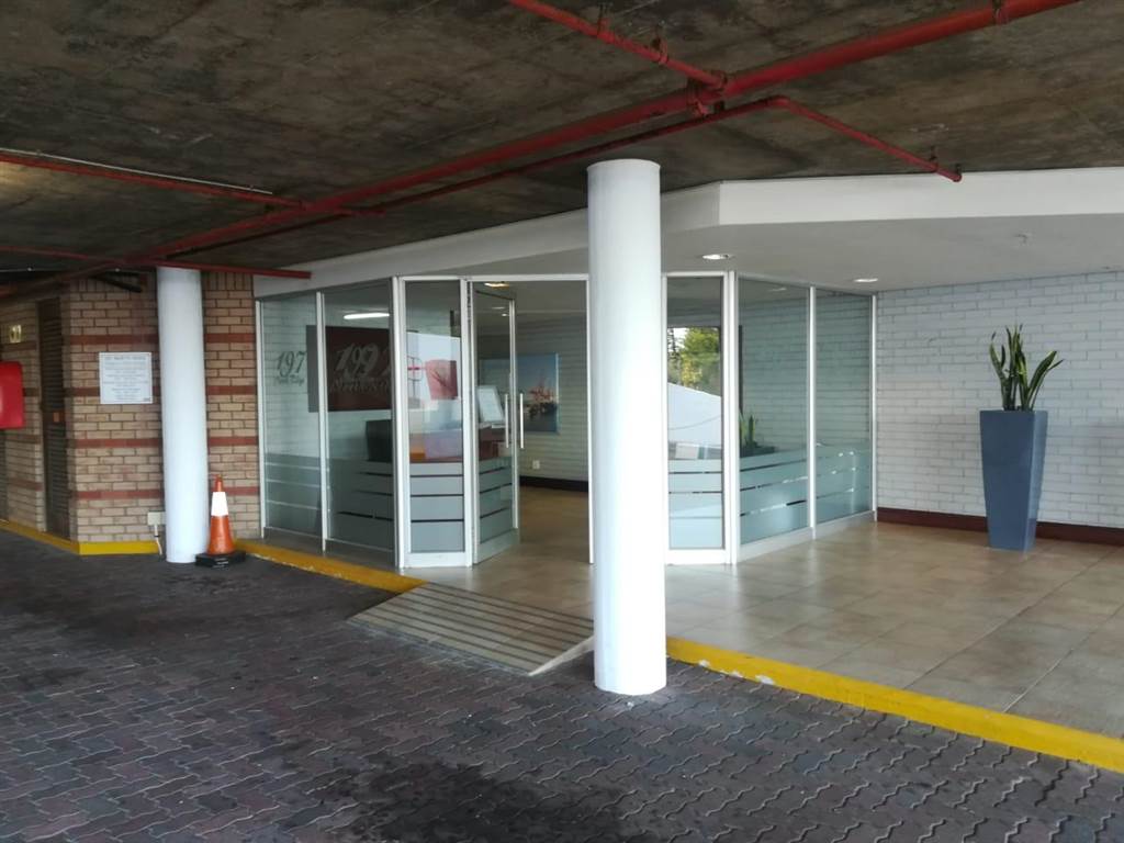 213  m² Commercial space in Morningside photo number 1