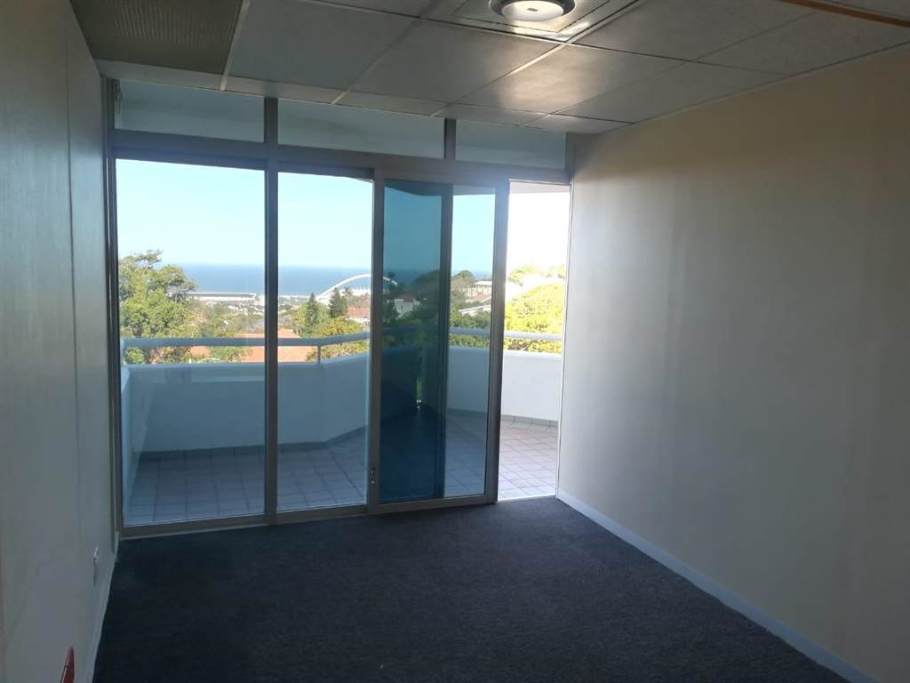 213  m² Commercial space in Morningside photo number 3