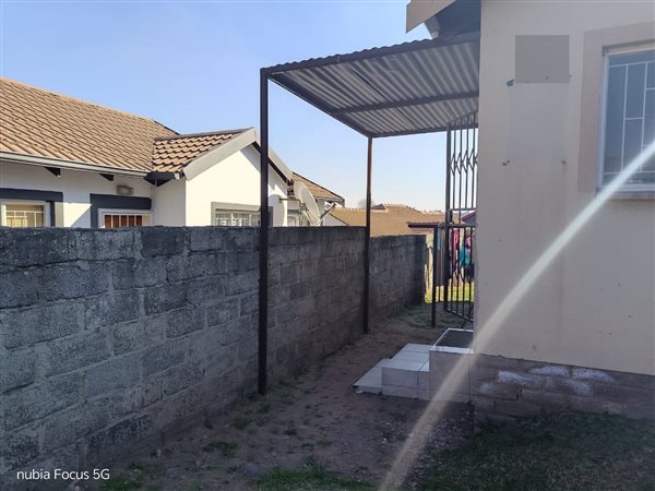 2 Bedroom House
