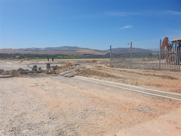 1651 m² Land available in Cape Farms