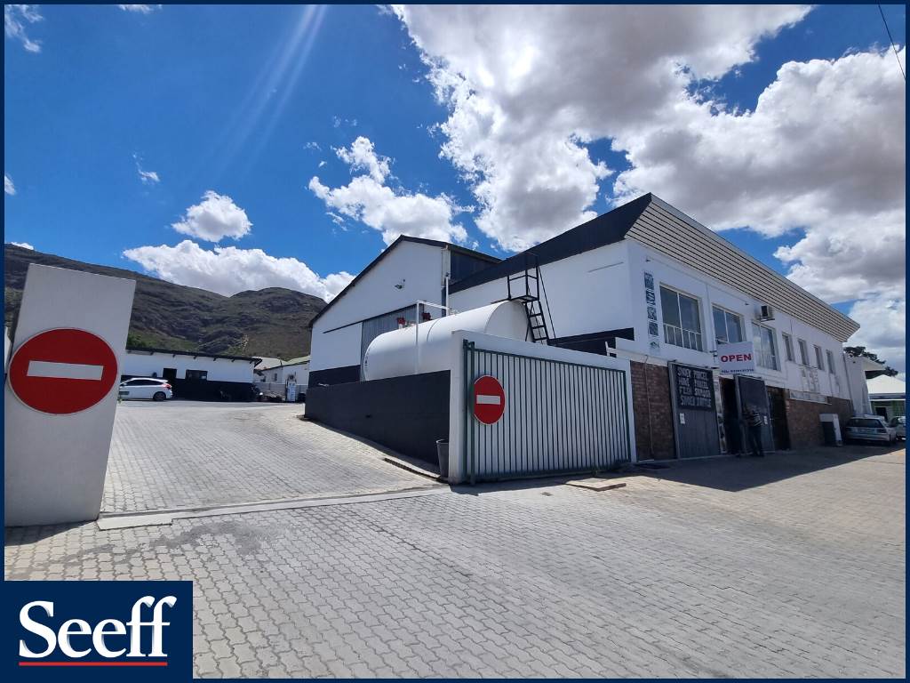 575  m² Commercial space in Piketberg photo number 17