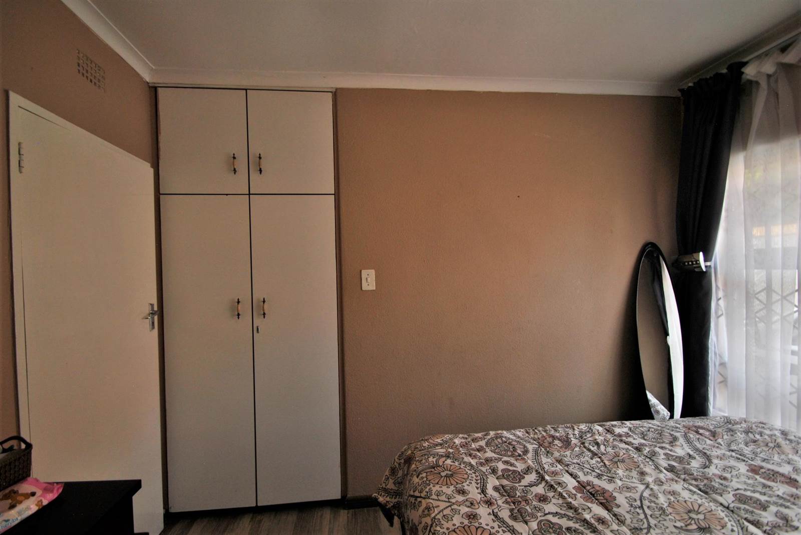 3 Bed House in Diepkloof photo number 10