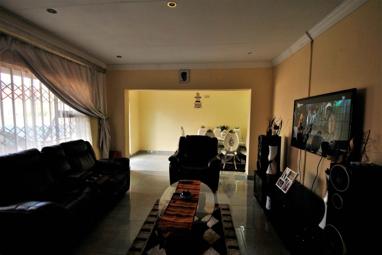 3 Bed House in Diepkloof photo number 13