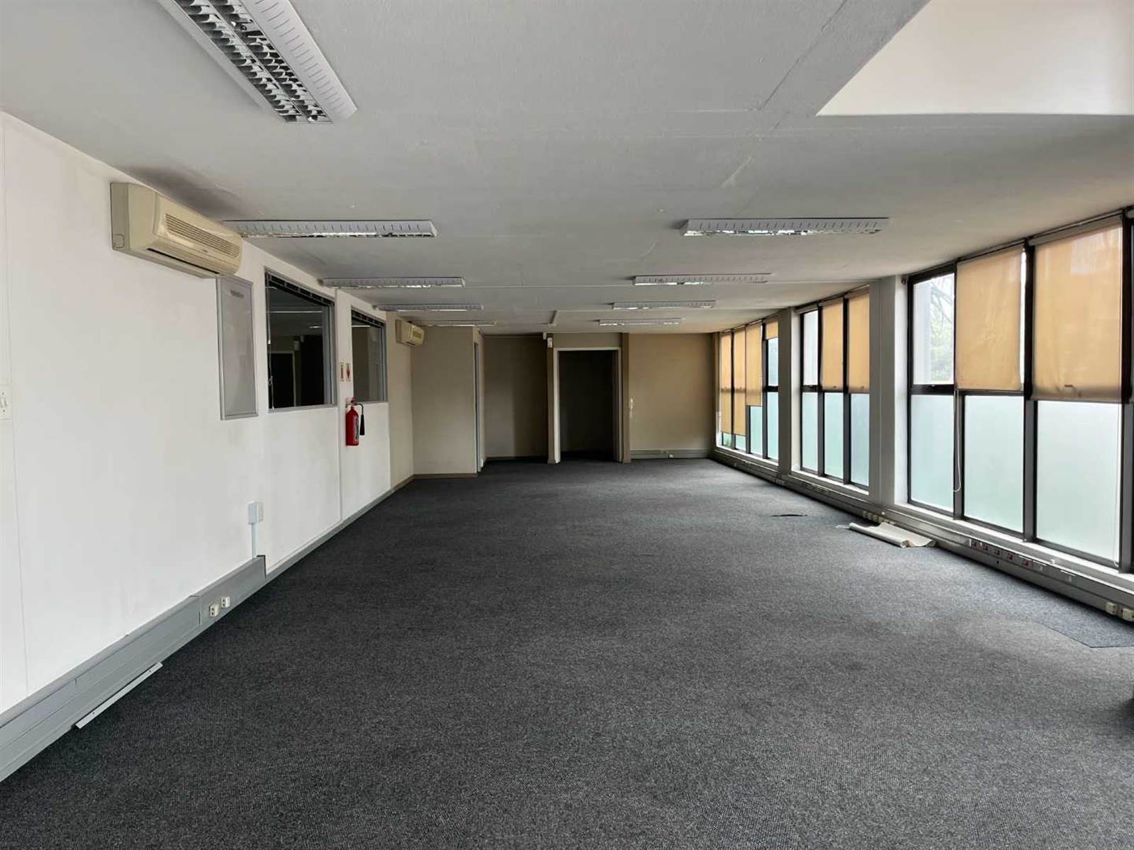 770  m² Office Space in Century City photo number 11