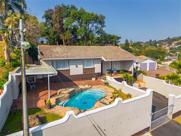 3 Bedroom House 3 Bedroom House