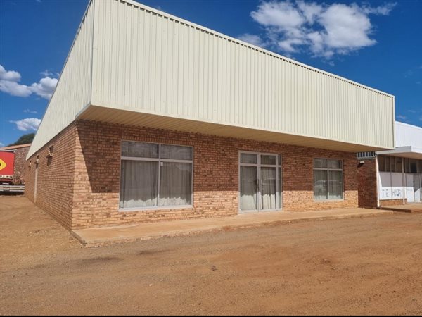 559  m² Commercial space in Hartswater