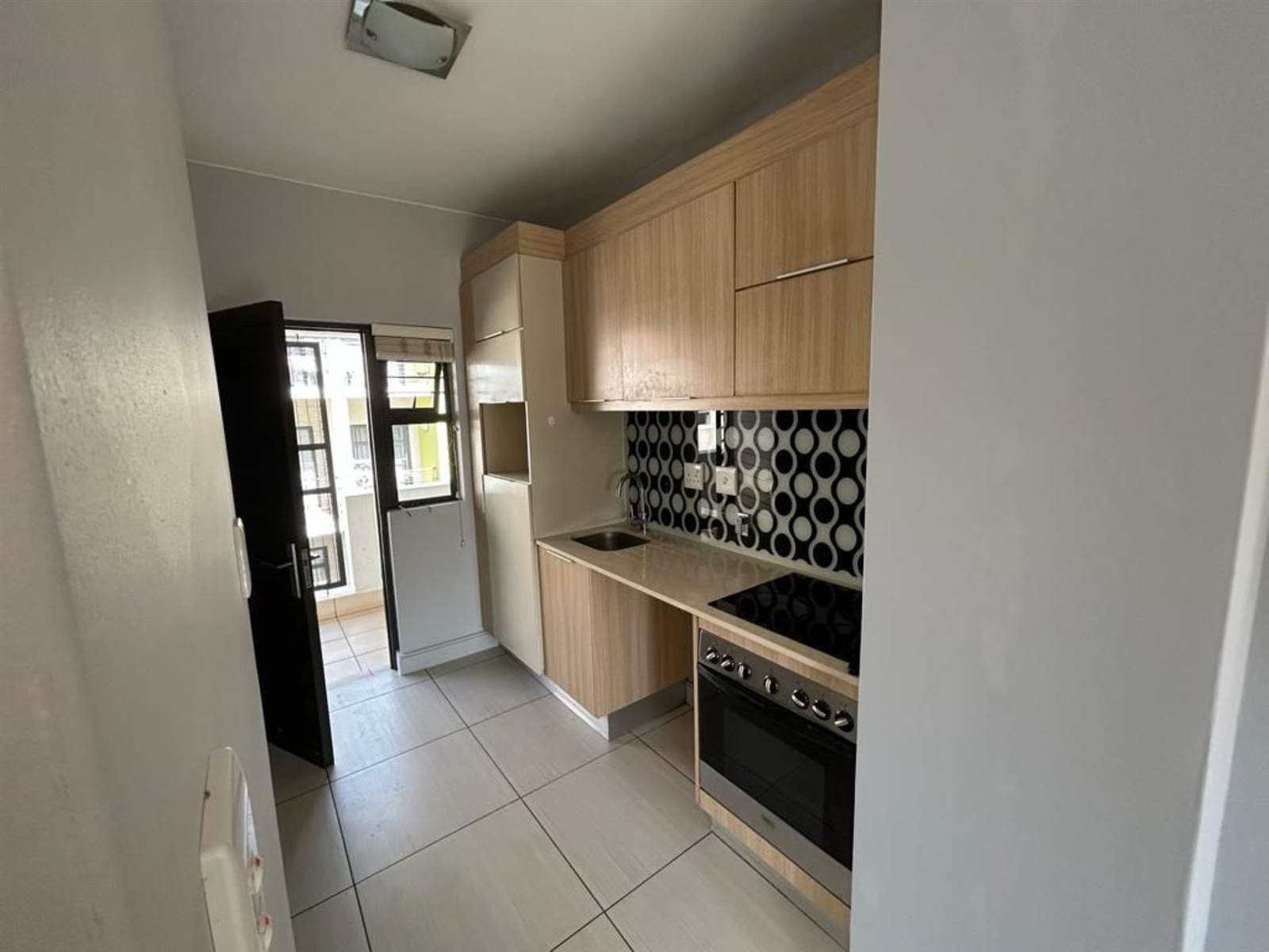 1 Bed Apartment in Rivonia photo number 7