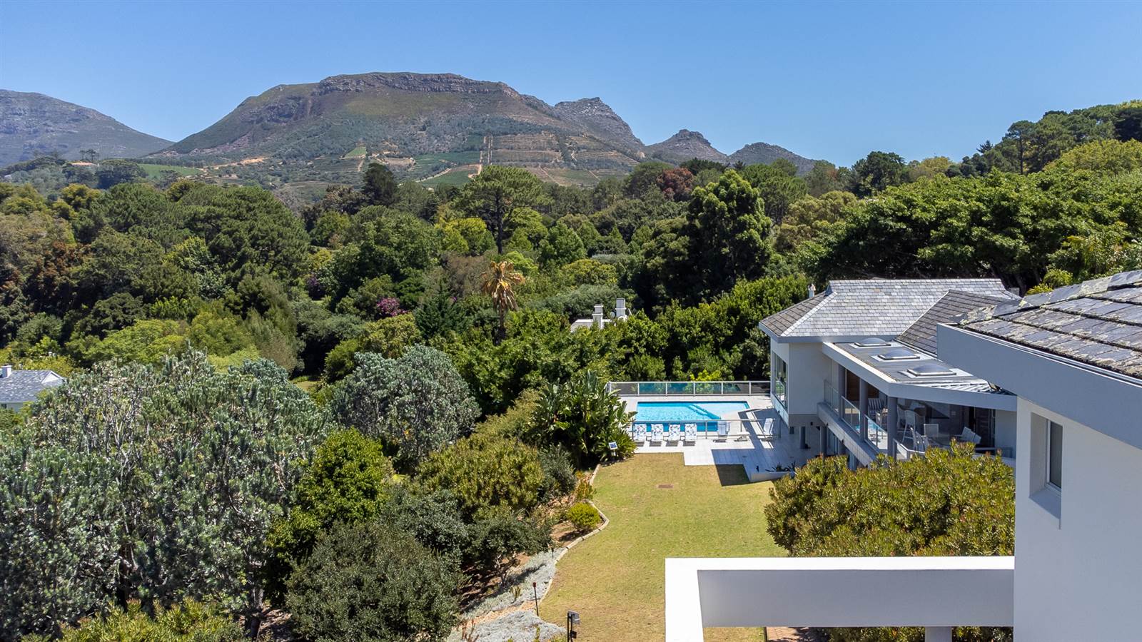5 Bed House in Constantia photo number 22