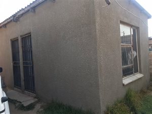 5 Bed House in Kwa Thema