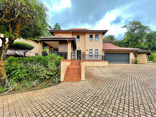 3 Bedroom Townhouse 3 Bedroom Townhouse