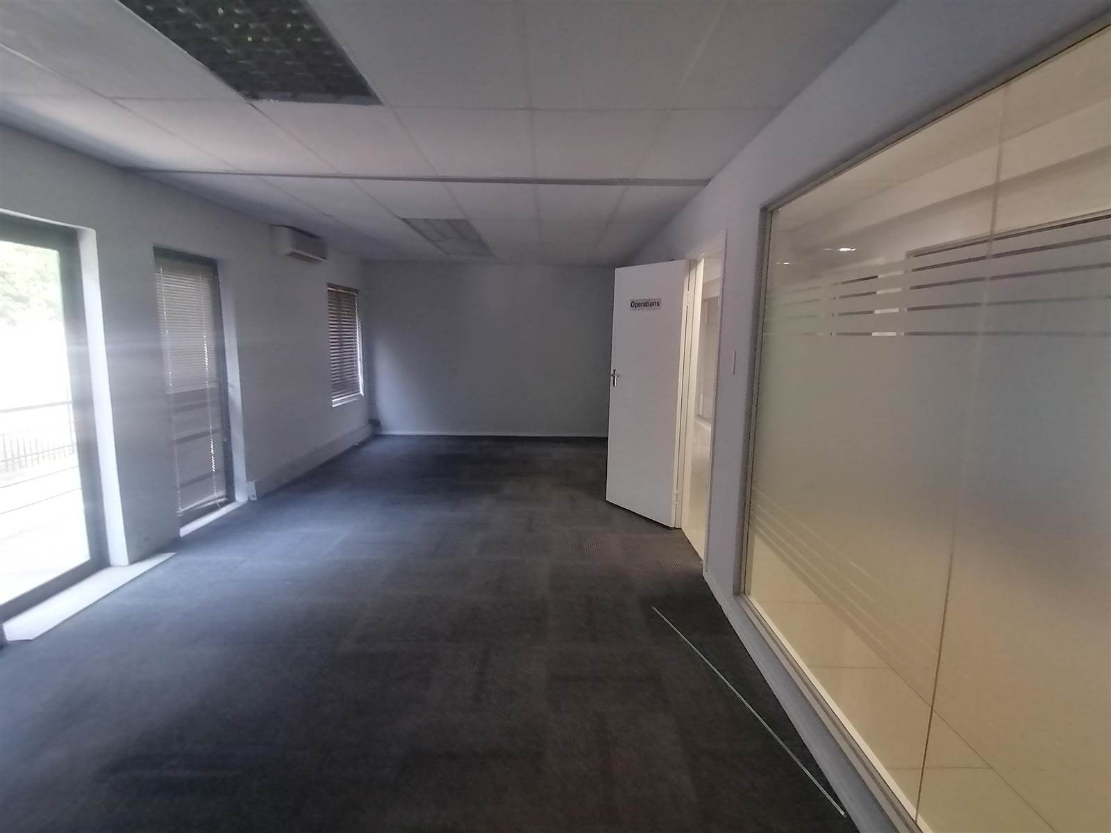 180  m² Commercial space in Randpark Ridge photo number 19