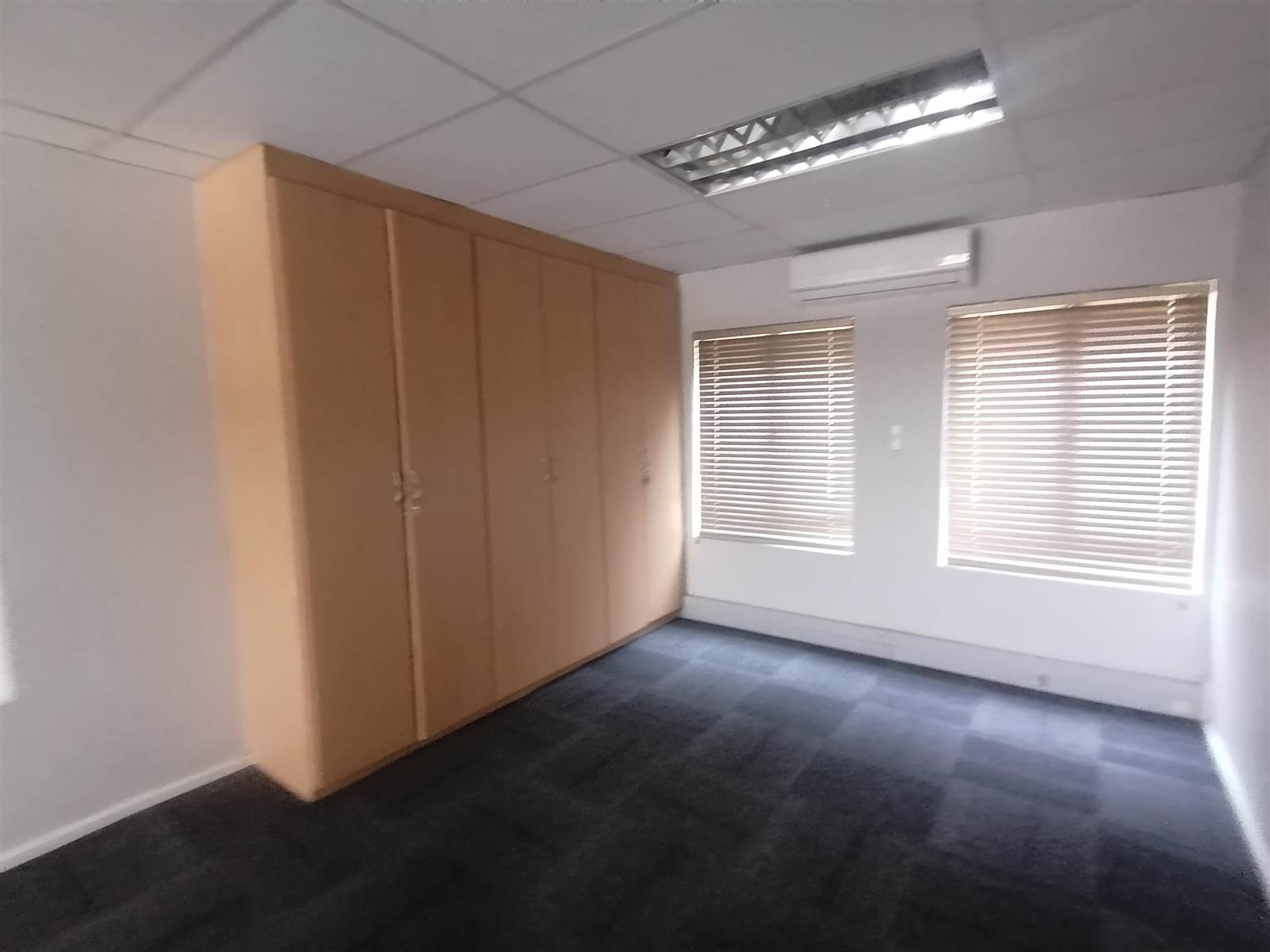 180  m² Commercial space in Randpark Ridge photo number 15