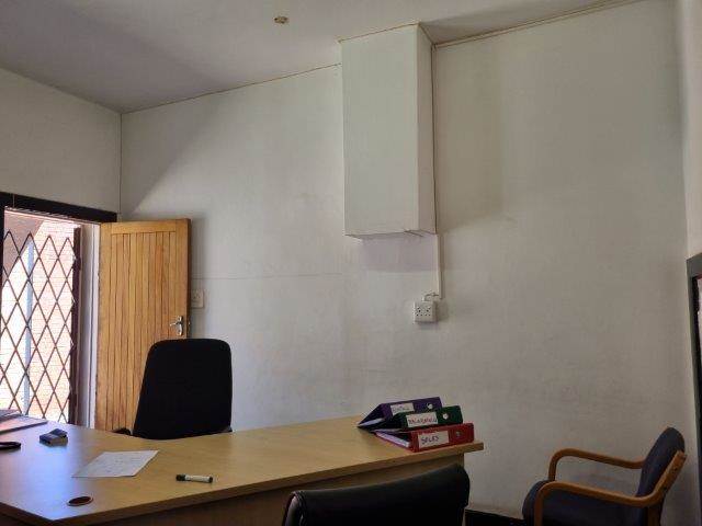 516  m² Commercial space in Bloemfontein photo number 4
