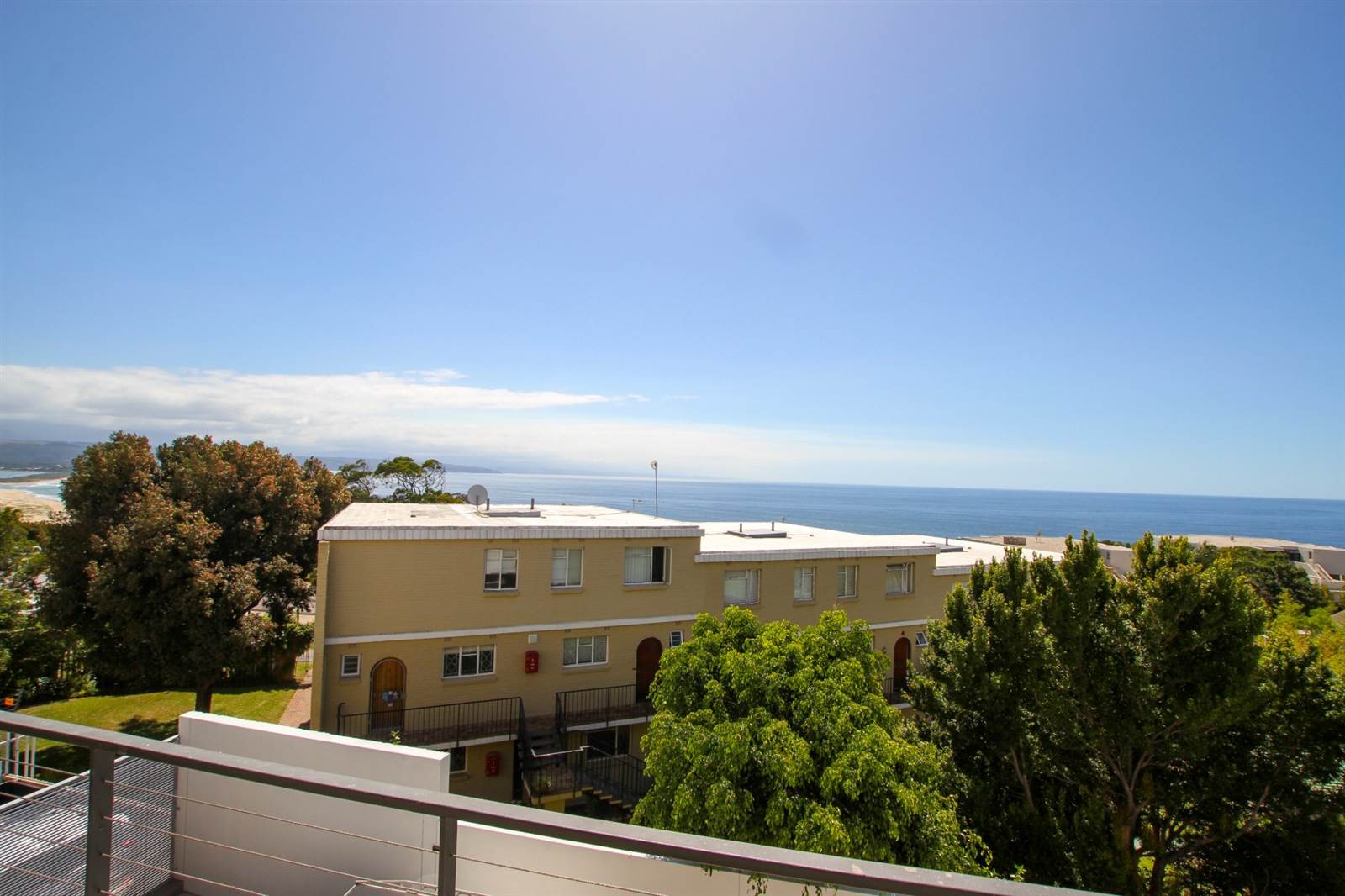 3 Bed Flat in Plettenberg Bay photo number 24